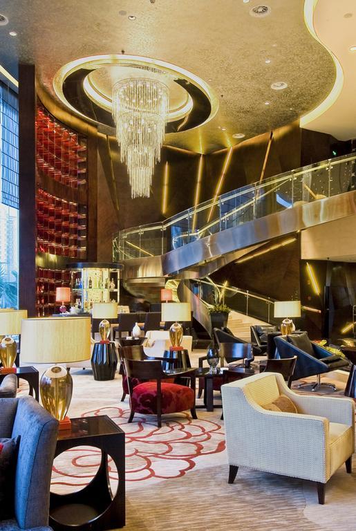 Chongqing Oriental Hotel Exterior photo